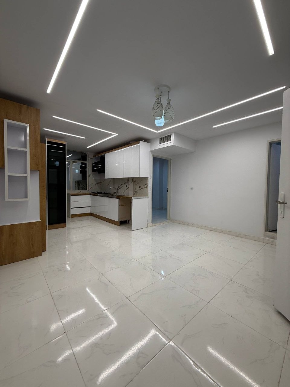 فروش آپارتمان ۴۶ متری روبنما با پارکینگ سندی در فاز ۱ اندیشه