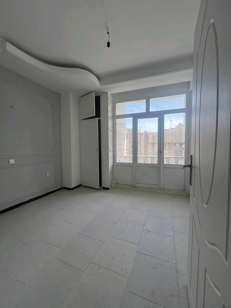 فروش آپارتمان ۴۳متری سنددار در فاز یک اندیشه | خوش نقش — تصویر 4