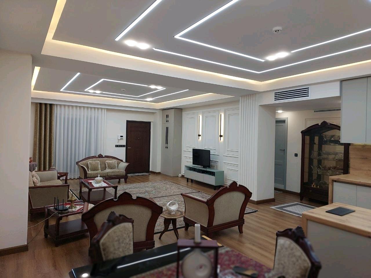 فروش آپارتمان ۱۲۸متری در اندیشه فاز ۱ | پارکینگ و آسانسور — تصویر 2