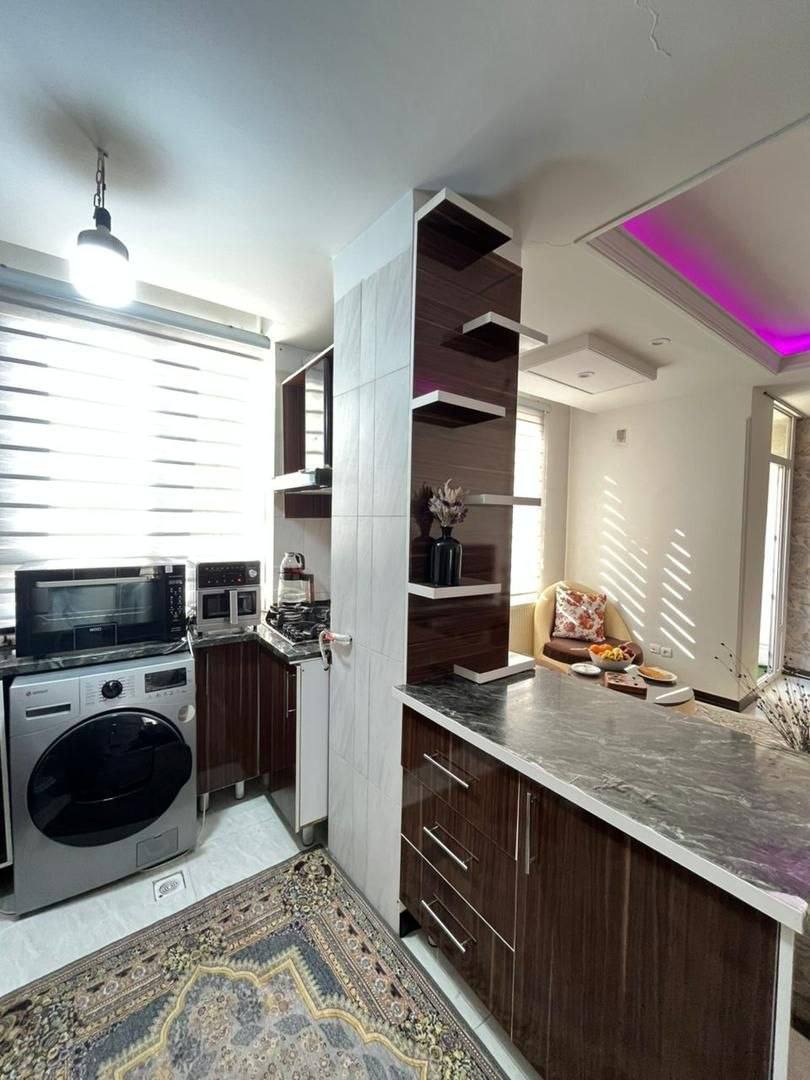 فروش آپارتمان ۴۳متری سنددار در اندیشه با آسانسور و پارکینگ — تصویر 4