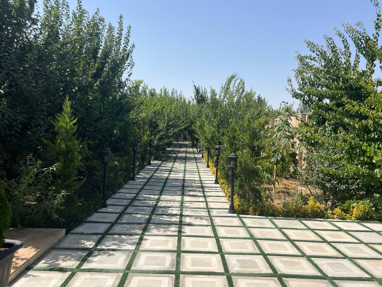 فروش باغ ویلا ۵۷۵متری با استخر۴فصل لاکچری در کردامیر — تصویر 2