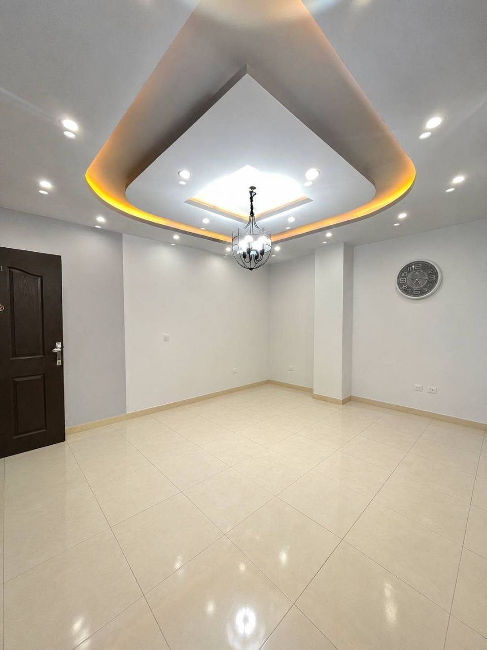 فروش آپارتمان ۵۴متری با سندتکبرگ عرصه اعیان در شهر اندیشه — تصویر 3