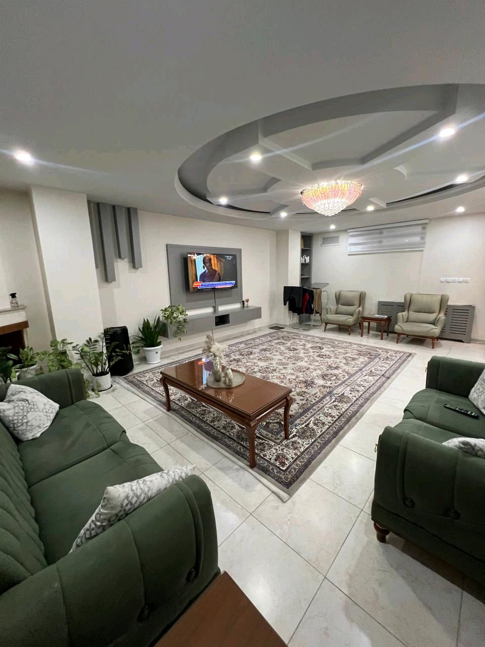 فروش آپارتمان ۹۱ متری فول امکانات با سند تکبرگ در اندیشه — تصویر 2