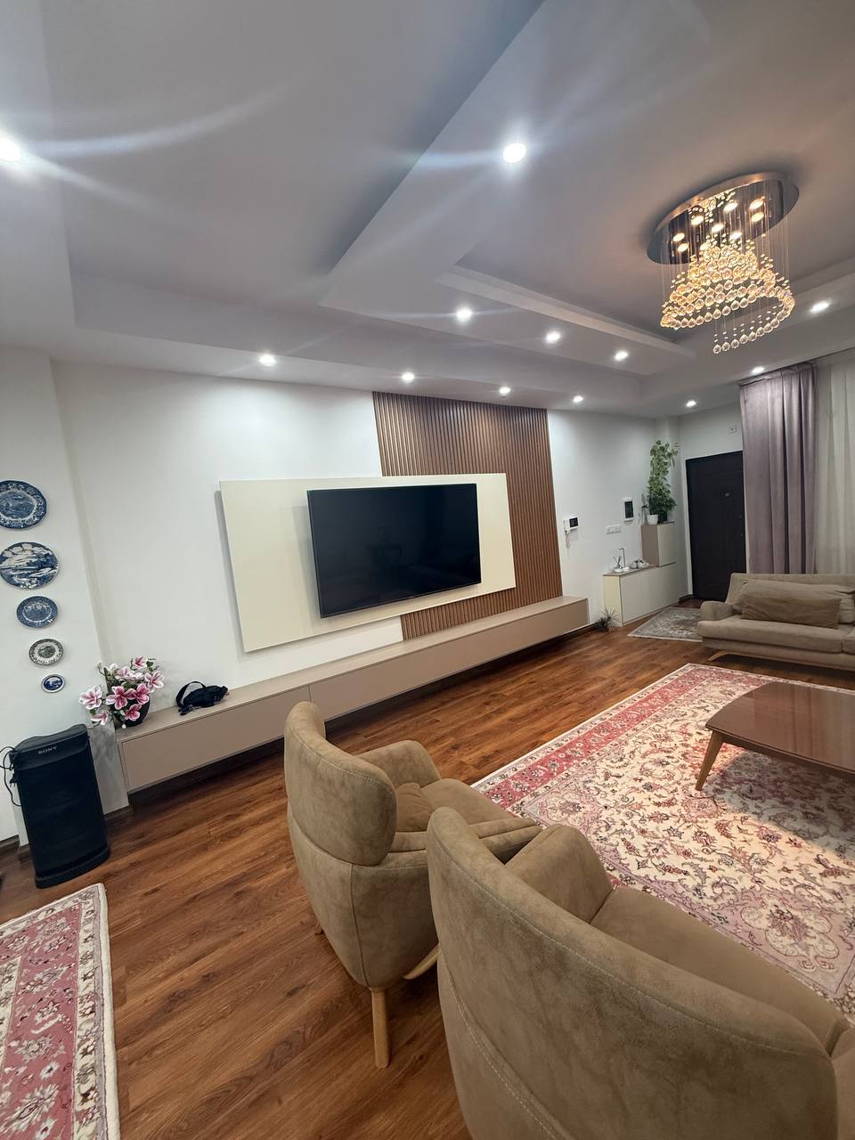 فروش واحد ۱۰۸متری سنددار ۵ سال ساخت در اندیشه فاز یک — تصویر 5