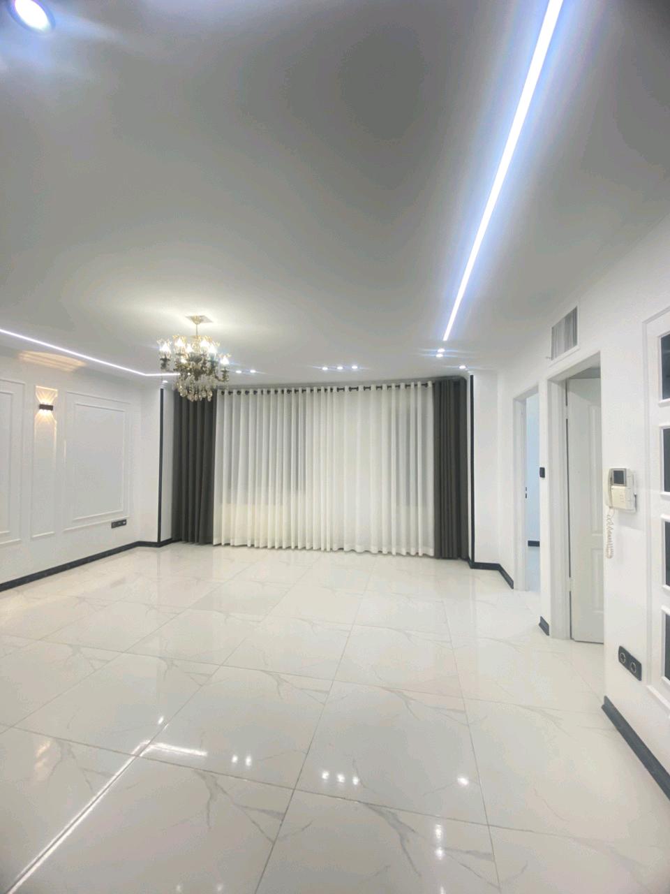 فروش واحد ۷۸متری با سند تکبرگ در فاز ۱ اندیشه | پارکینگ — تصویر 2