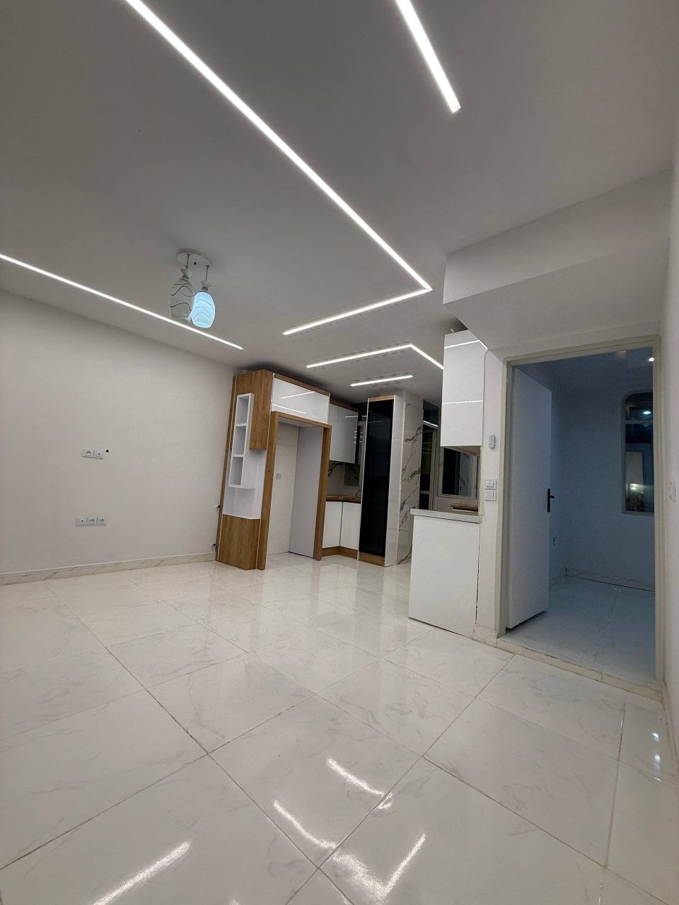 فروش آپارتمان ۴۶ متری روبنما با پارکینگ سندی در فاز ۱ اندیشه — تصویر 4